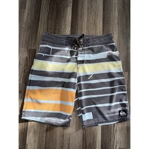 Vintage Quicksilver Swim Trunks For Men 32 In Waist